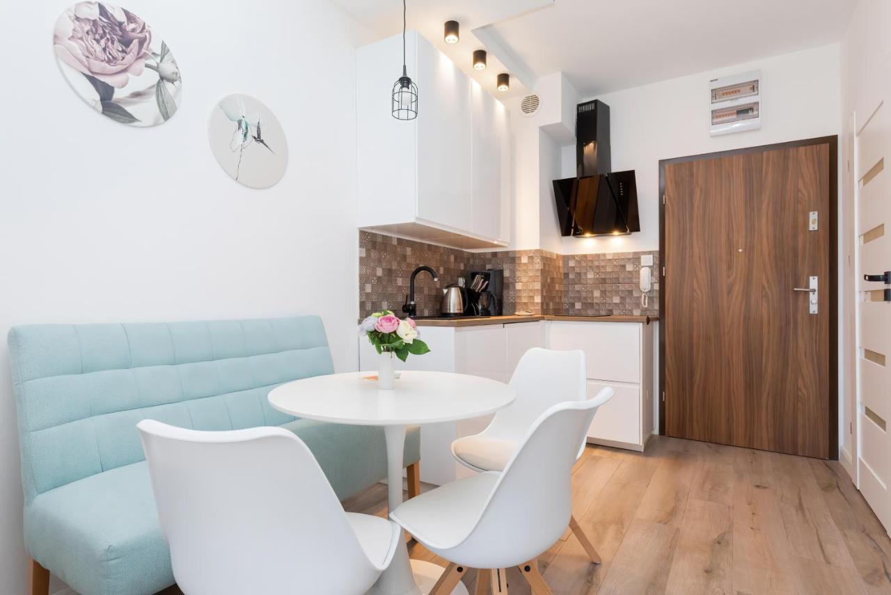 Gold Flamingo Apartament By Noclegi Renters Miedzyzdroje Exteriör bild